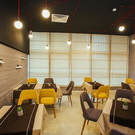 Hotel West Batumi Eksteriør bilde