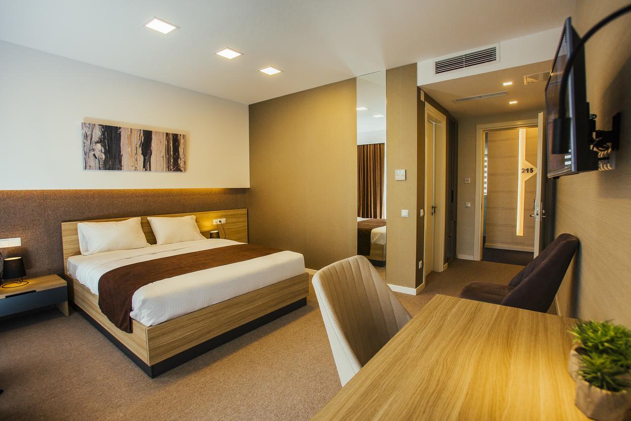 Hotel West Batumi Eksteriør bilde