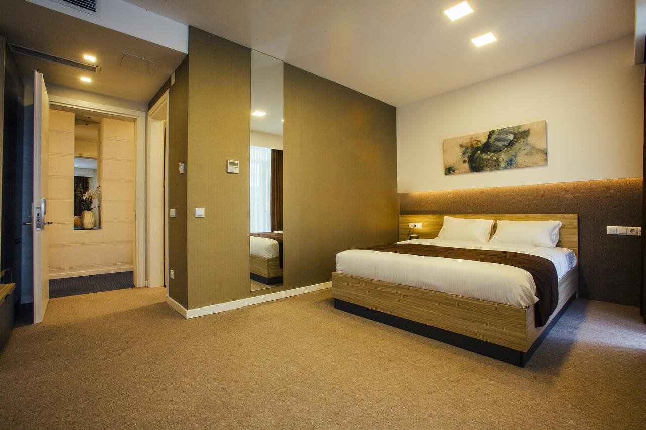 Hotel West Batumi Eksteriør bilde