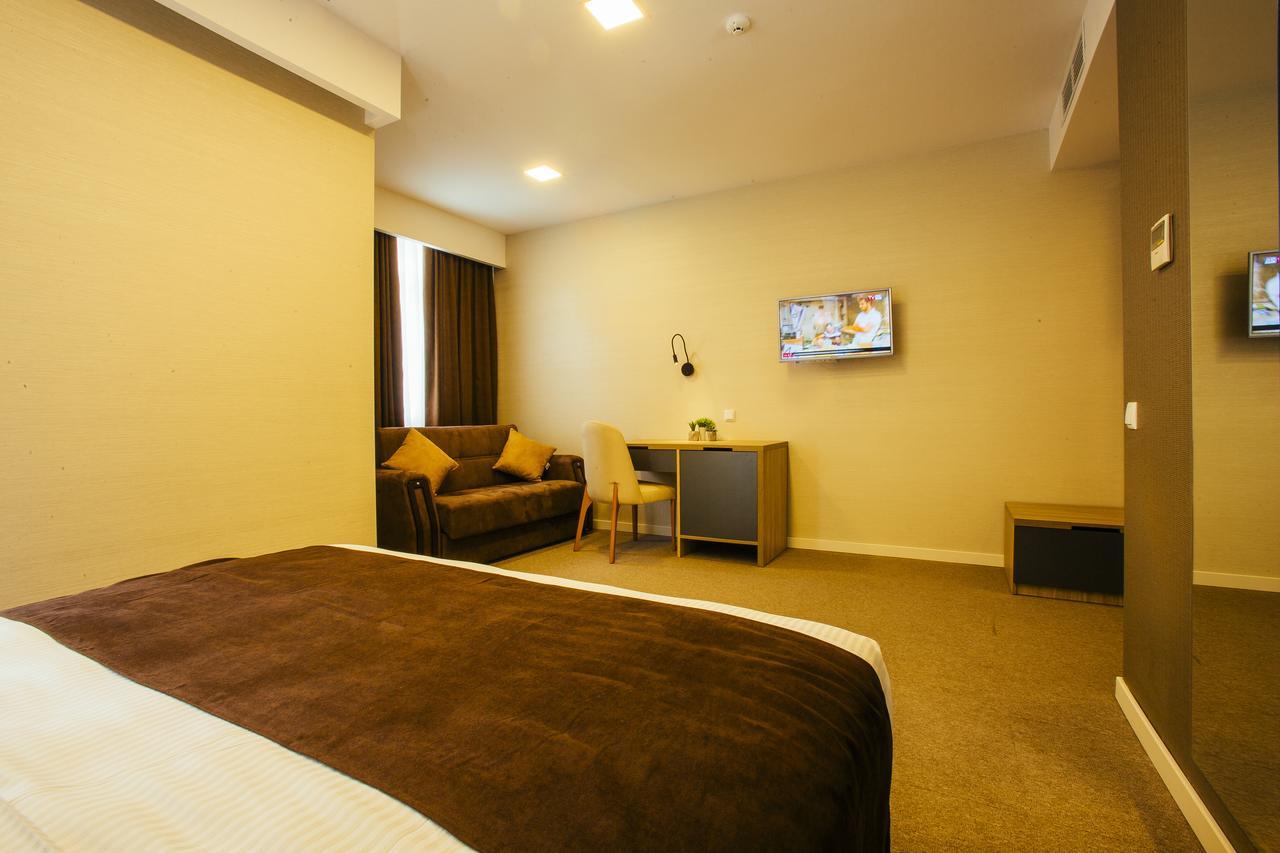 Hotel West Batumi Eksteriør bilde