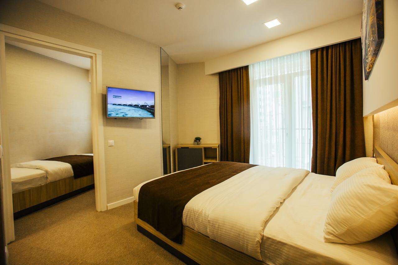 Hotel West Batumi Eksteriør bilde